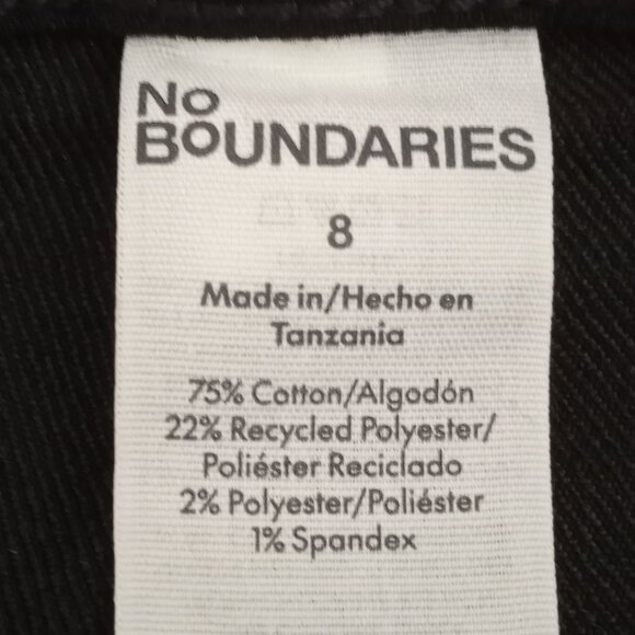 NWT No Boundaries High Rise Cuff Hem Denim Shorts Womens 8 Black Wash Stretch - Picture 5 of 6